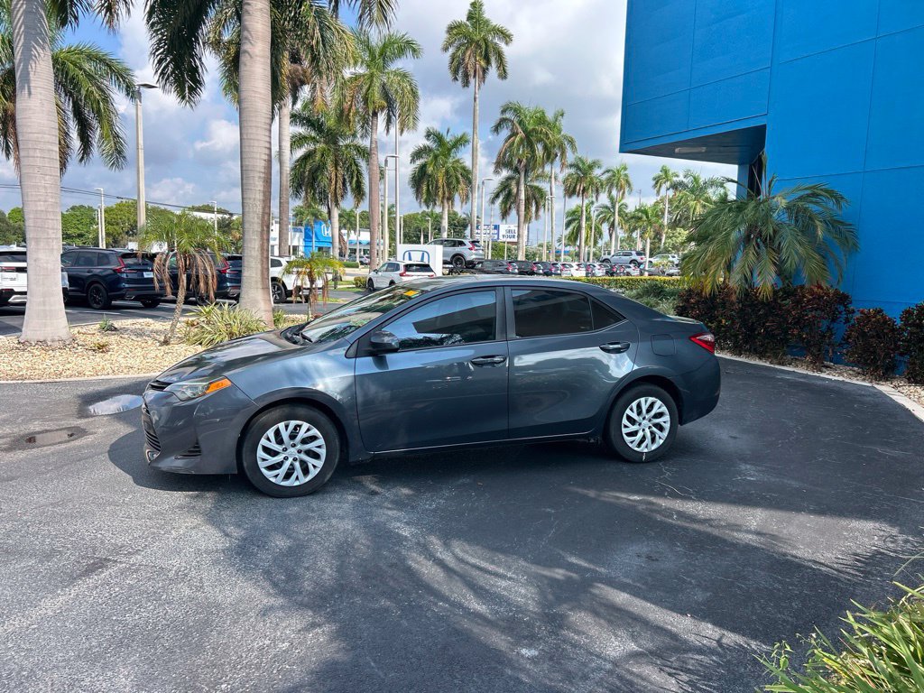 Used 2019 Toyota Corolla LE FWD image 4
