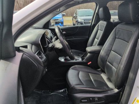 Used 2020 Chevrolet Equinox LT w/ Sport Edition image 19
