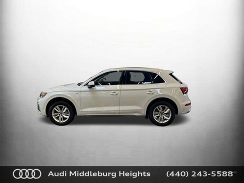 Used 2023 Audi Q5 2.0T Premium w/ Convenience Package image 5