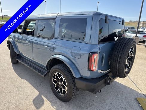 Used 2025 Ford Bronco Outer Banks image 9