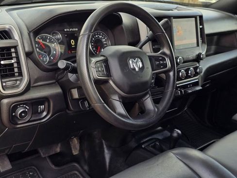 Used 2024 RAM 3500 Tradesman w/ Chrome Appearance Group image 26