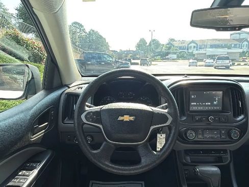Used 2017 Chevrolet Colorado W/T w/ WT Convenience Package AWD/4WD image 27