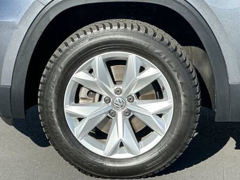 Used 2018 Volkswagen Atlas SEL AWD/4WD image 30