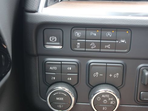 New 2026 Chevrolet Tahoe High Country AWD/4WD image 49