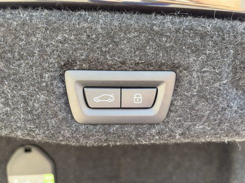 Used 2027 BMW 530i w/ M Sport Package RWD image 35