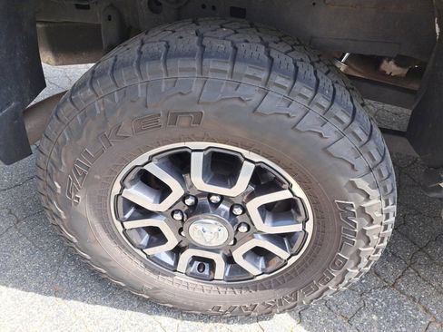 Used 2020 RAM 2500 Limited image 21