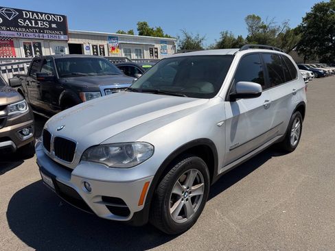 Used 2012 BMW X5 xDrive35i AWD/4WD image 1