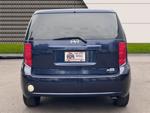 Used 2008 Scion xB image 8