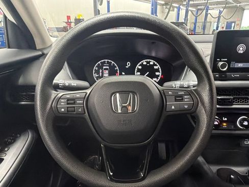 Used 2025 Honda HR-V LX image 18