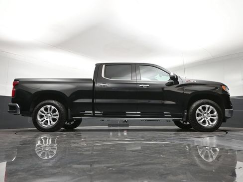 Certified 2023 Chevrolet Silverado 1500 LTZ w/ LTZ Premium Package AWD/4WD image 28