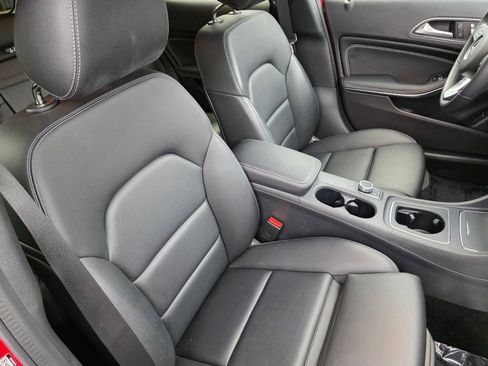 Used 2020 Mercedes-Benz GLA 250 image 29