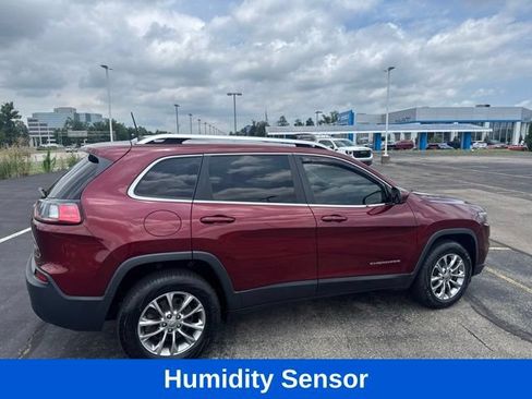 Used 2019 Jeep Cherokee Latitude Plus w/ Comfort/Convenience Group AWD/4WD image 7