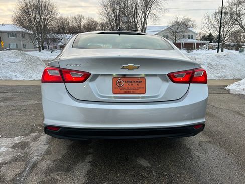 Used 2020 Chevrolet Malibu LS image 5