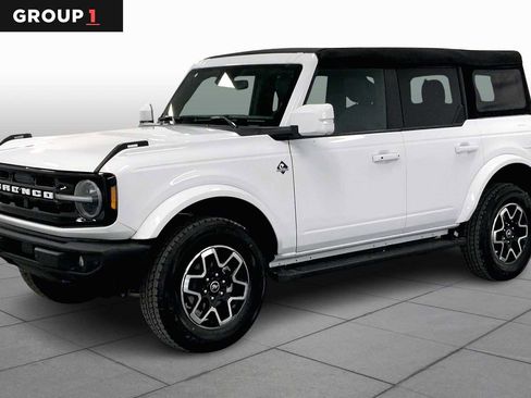 Certified 2024 Ford Bronco Outer Banks image 1