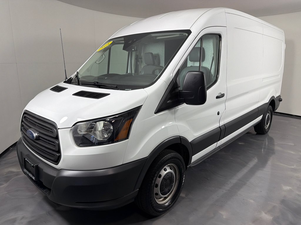Used 2018 Ford Transit 250 148 Medium Roof RWD image 9