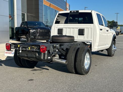 New 2025 RAM 3500 Tradesman image 8