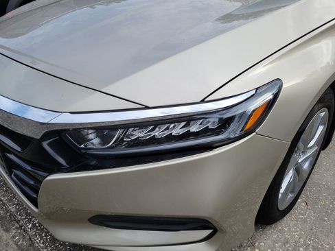 Used 2018 Honda Accord LX image 3