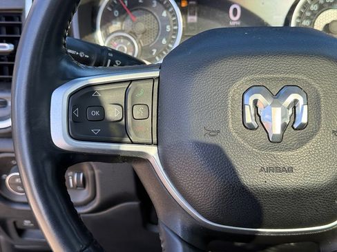Used 2022 RAM 1500 Big Horn AWD/4WD image 16