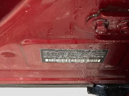 Used 2018 Subaru Forester 2.5i Premium w/ All-Weather Package image 29