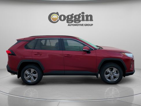 Certified 2025 Toyota RAV4 XLE image 7