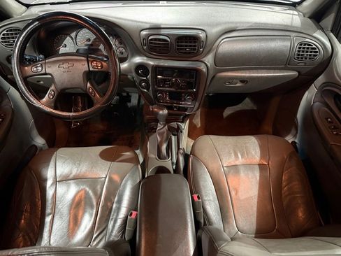 Used 2003 Chevrolet TrailBlazer LTZ image 37