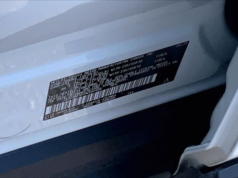 Used 2025 Toyota RAV4 XLE Premium FWD image 37