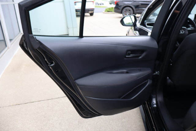 Used 2024 Toyota Corolla LE FWD image 25