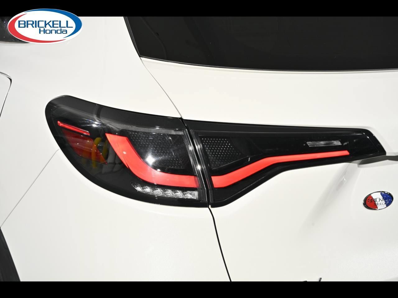 Used 2024 Honda HR-V Sport image 11