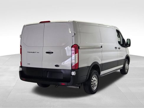 Used 2024 Ford Transit 150 Low Roof AWD image 22