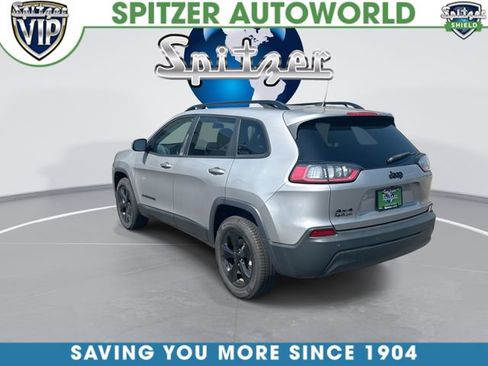 Used 2020 Jeep Cherokee Latitude Plus AWD/4WD image 7