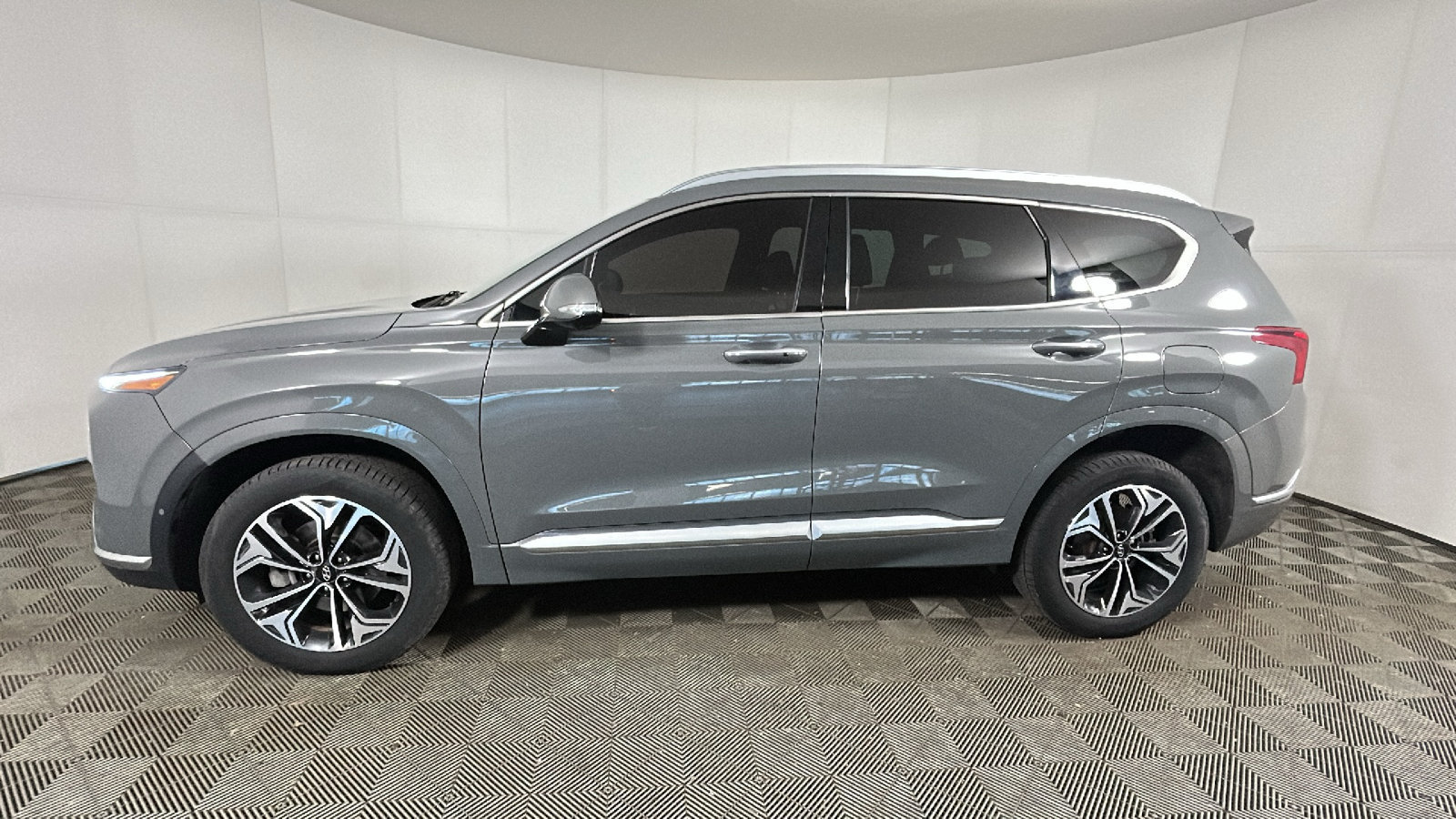 Used 2021 Hyundai Santa Fe Calligraphy AWD/4WD image 7
