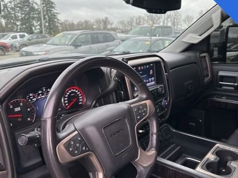 Used 2016 GMC Sierra 3500 Denali w/ Duramax Plus Package image 7