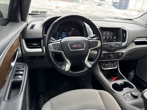 Used 2019 GMC Terrain SLE w/ Driver Convenience Package image 16
