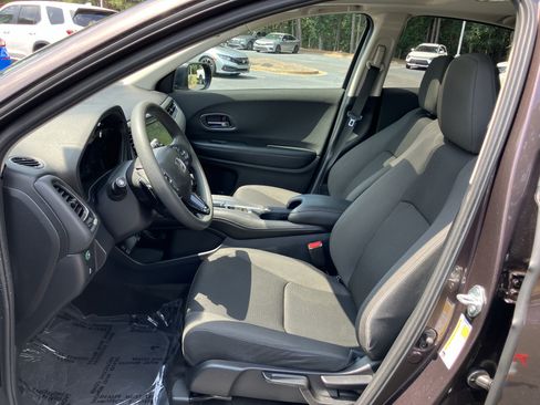 Certified 2022 Honda HR-V EX image 16