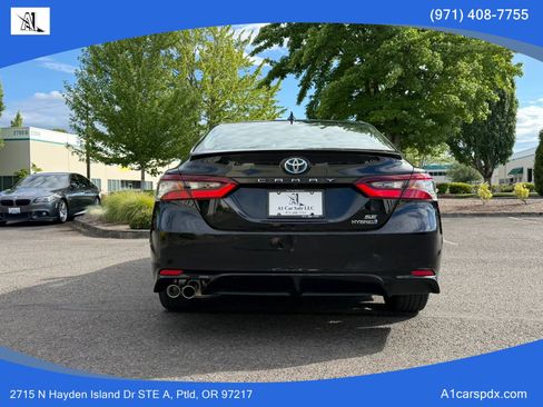 Used 2021 Toyota Camry SE FWD image 7