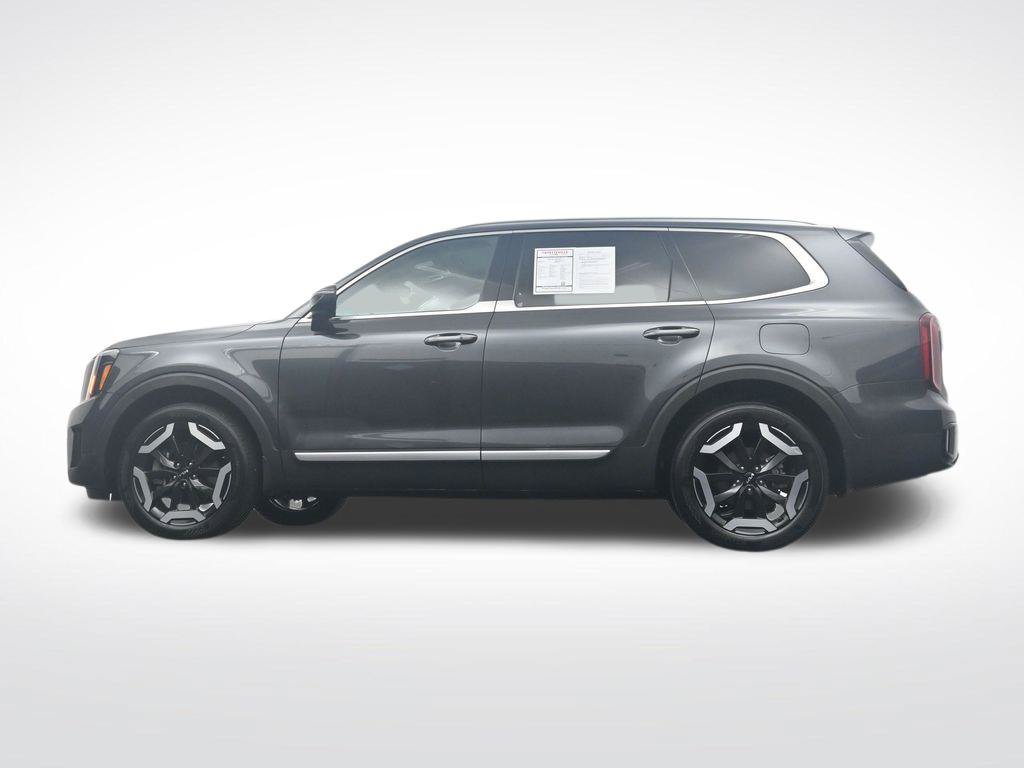 Used 2024 Kia Telluride S w/ S Sunroof Package FWD image 37