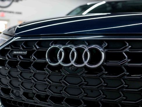 Used 2025 Audi A8 L 3.0T AWD/4WD image 14