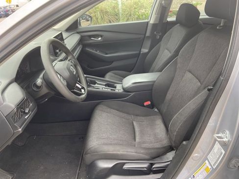 Used 2023 Honda Accord LX image 14