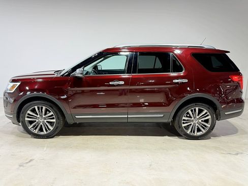 Used 2018 Ford Explorer Platinum image 4