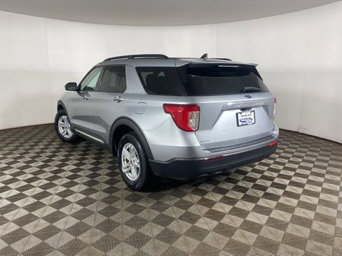 Used 2022 Ford Explorer XLT image 20