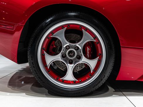 Used 2003 Lamborghini Murcielago Coupe image 58