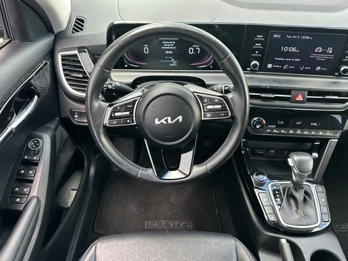 Used 2024 Kia Seltos S AWD/4WD image 15