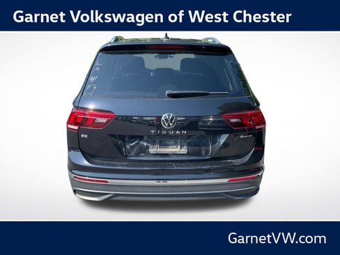 Used 2022 Volkswagen Tiguan SE AWD/4WD image 4