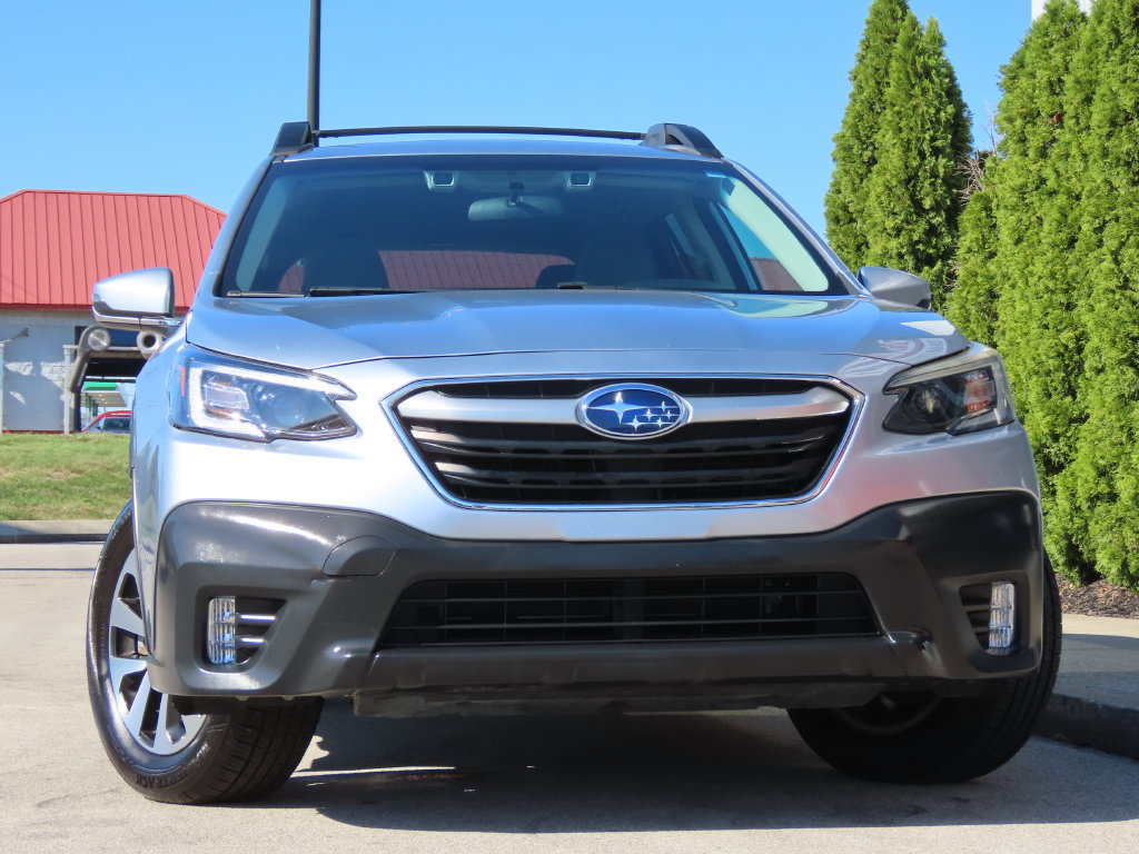 Used 2020 Subaru Outback Premium AWD/4WD image 2