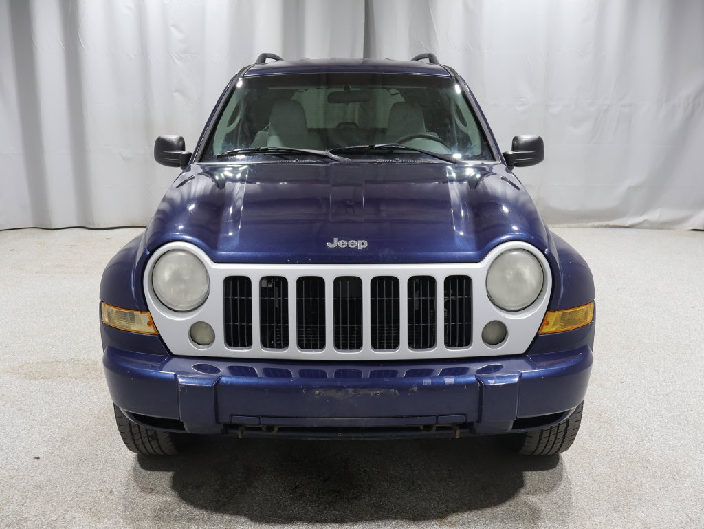 Used 2007 Jeep Liberty Sport AWD/4WD image 12