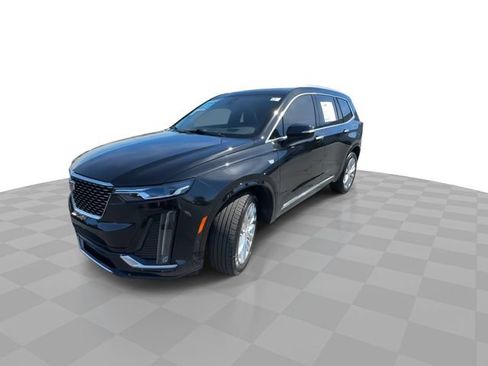 Certified 2024 Cadillac XT6 Premium Luxury w/ Technology Package AWD/4WD image 4