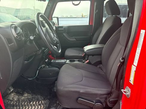 Used 2013 Jeep Wrangler Unlimited Sport AWD/4WD image 7