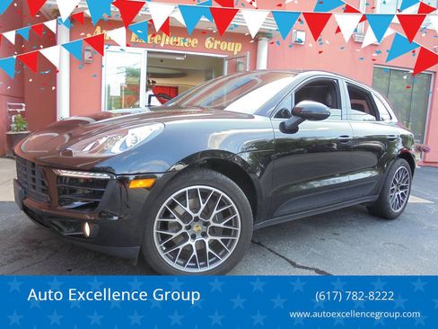 Used 2018 Porsche Macan GTS AWD/4WD image 1