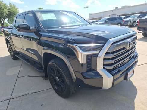 Used 2024 Toyota Tundra Limited w/ Power Package AWD/4WD image 8