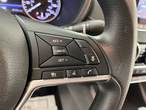 Used 2023 Nissan Sentra SV FWD image 23